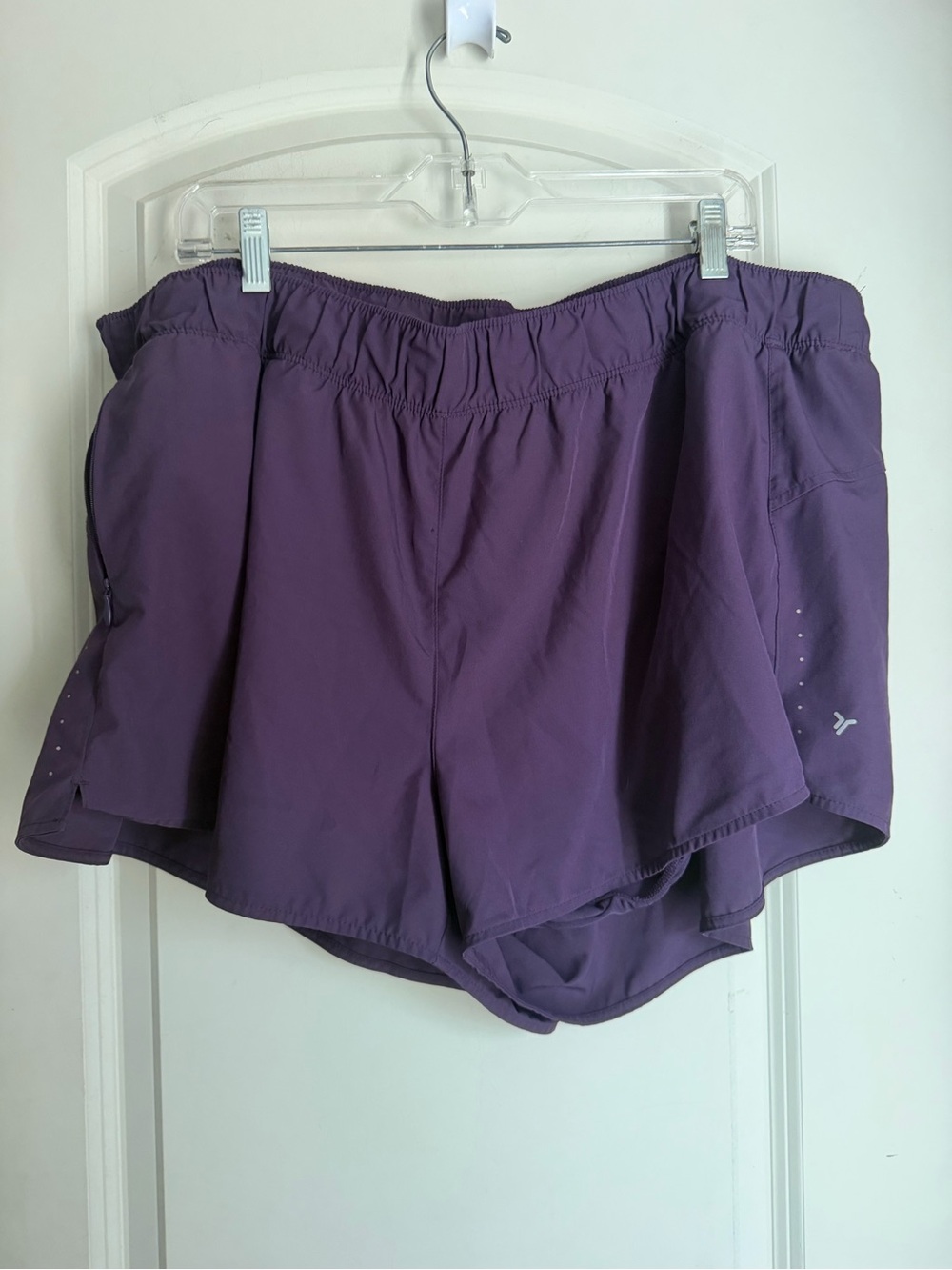 Old Navy quick dry Purple Athletic Shorts with Inner Liner XXL sporty hiking gym